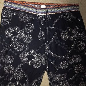 Women’s casual loose fitting dressy pants